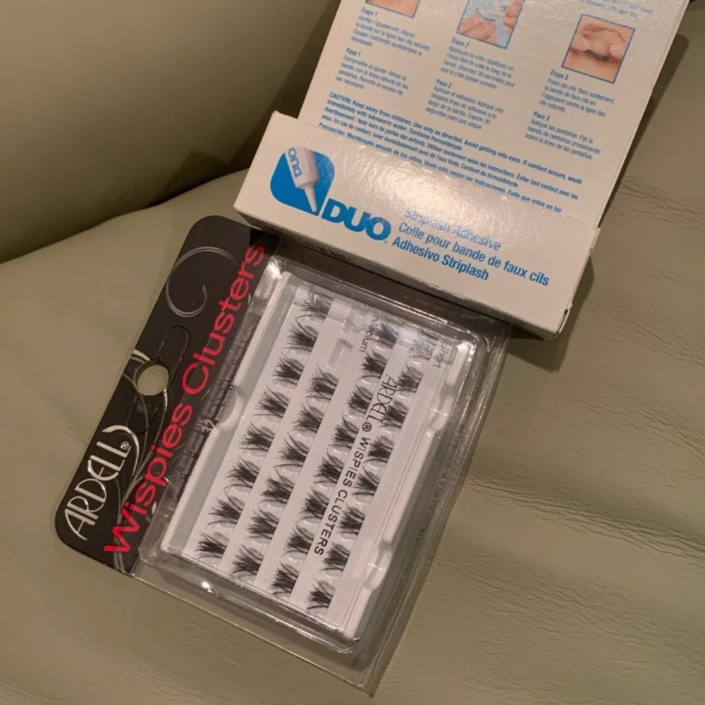 Ardell wispies clusters + Duo lash glue
